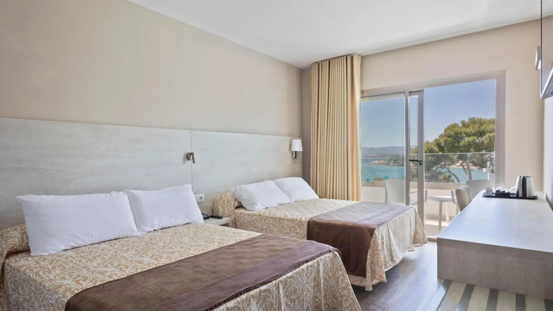 Hotel Best Punta Dorada Salou Spain
